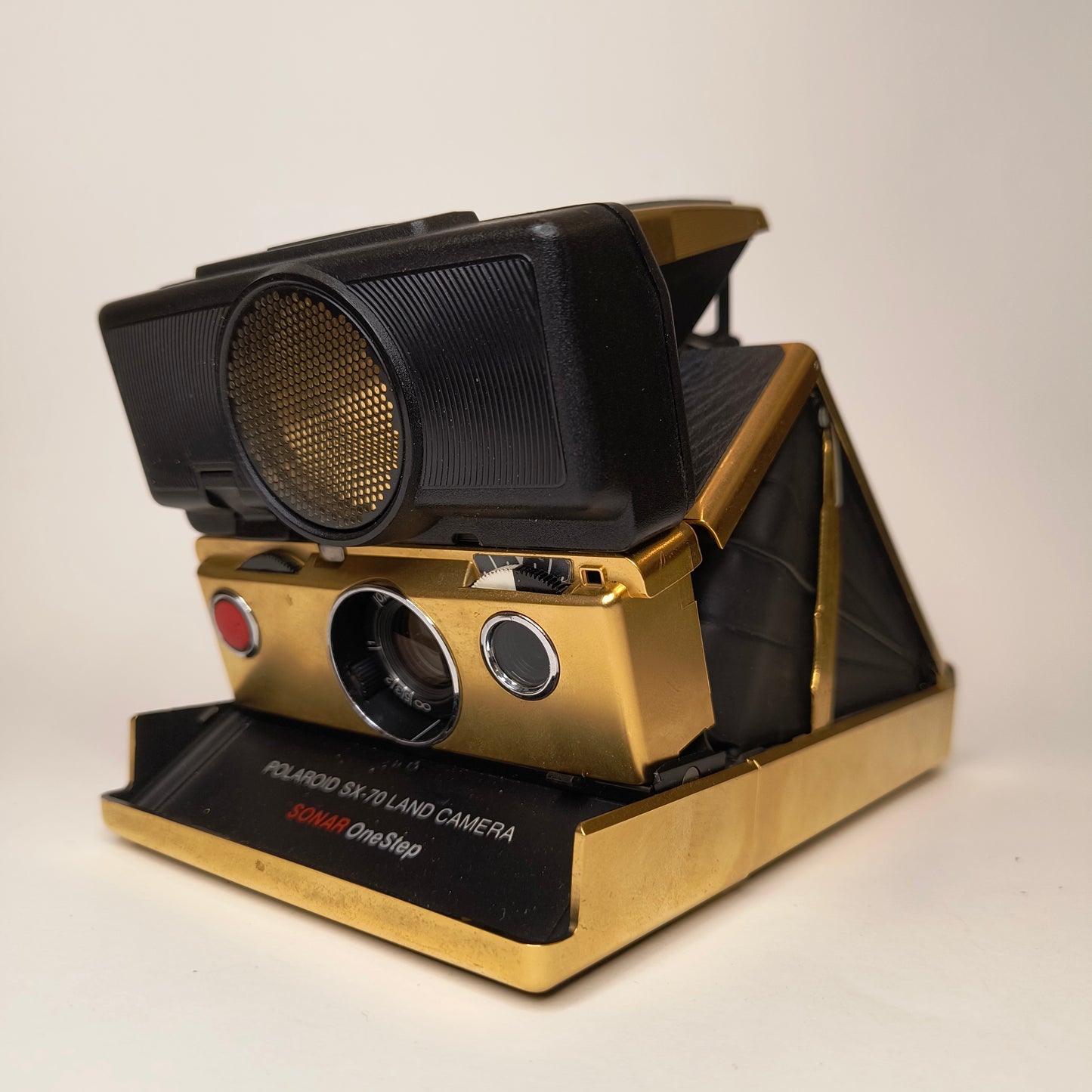 Polaroid SX70 SONAR GOLD